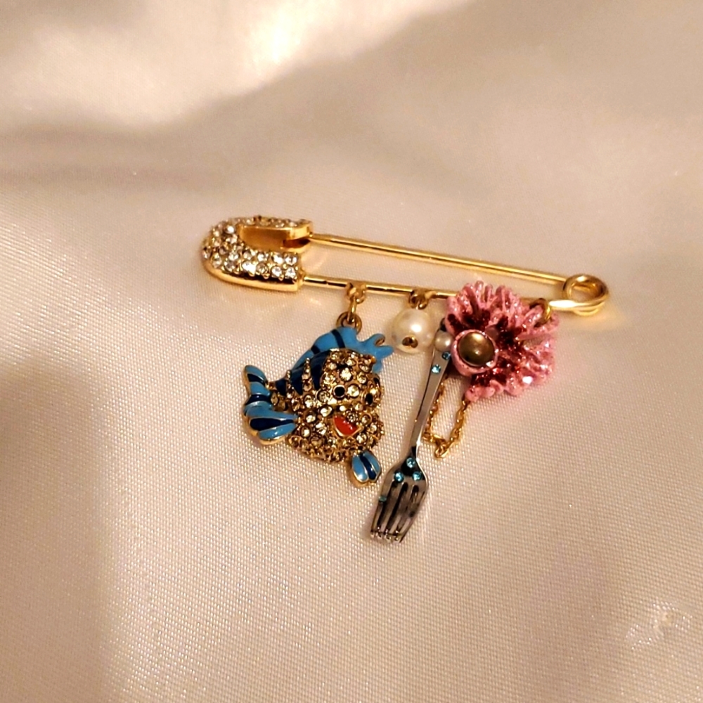 Betsey johnson Disney little mermaid pin.